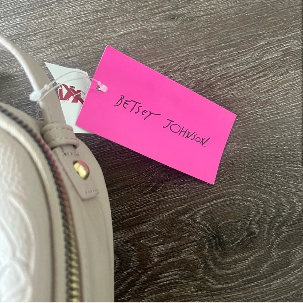 Betsey Johnson nwt betsey